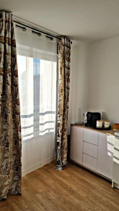 Loft Climatise Parking Gratuit 5Min Gare Apartman Le Plessis-Bouchard Kültér fotó